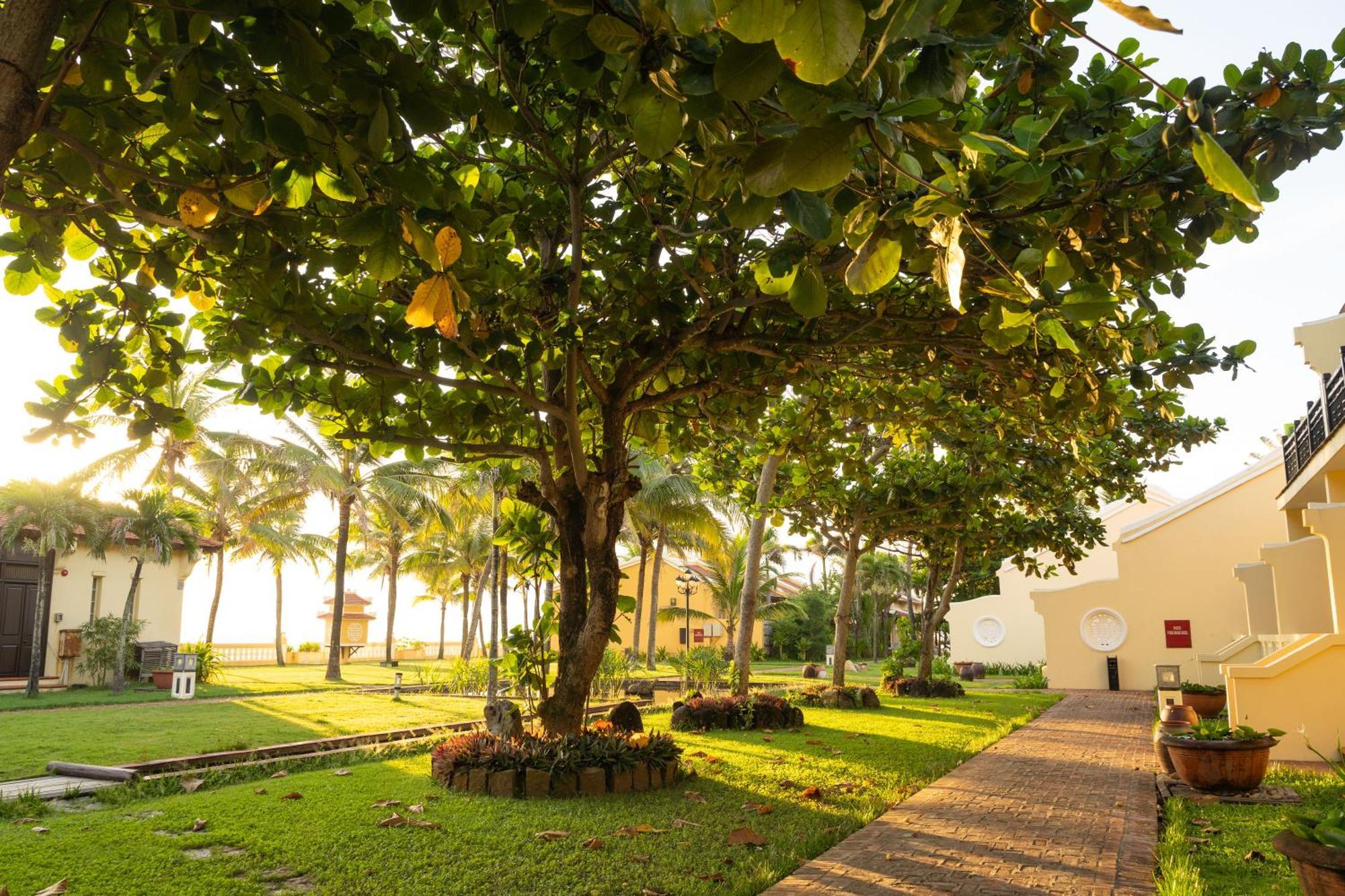 Victoria Hoi An Beach Resort & Spa Exterior foto