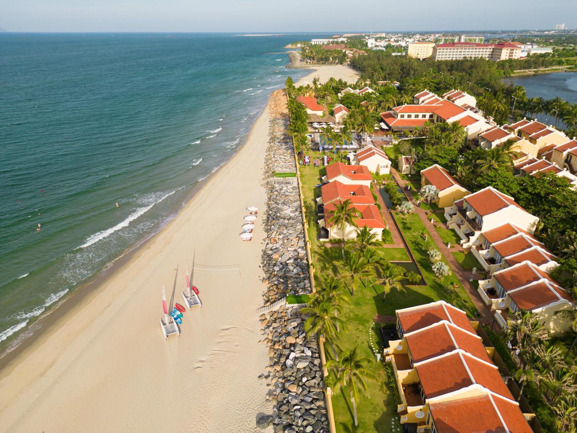 Victoria Hoi An Beach Resort & Spa Exterior foto